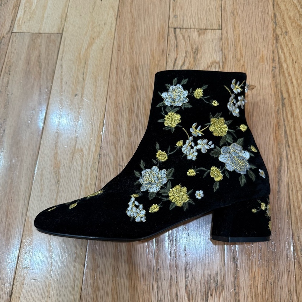 Topshop Floral Embroidered Black Ankle boots size 37 - Picture 3 of 7